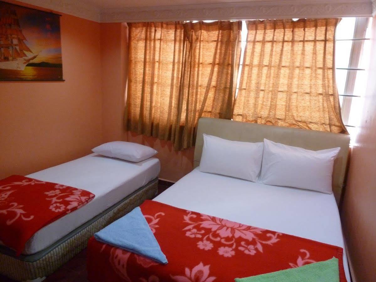 New Wave Hotel Sdn Bhd - Medan Batu Caves Zewnętrze zdjęcie